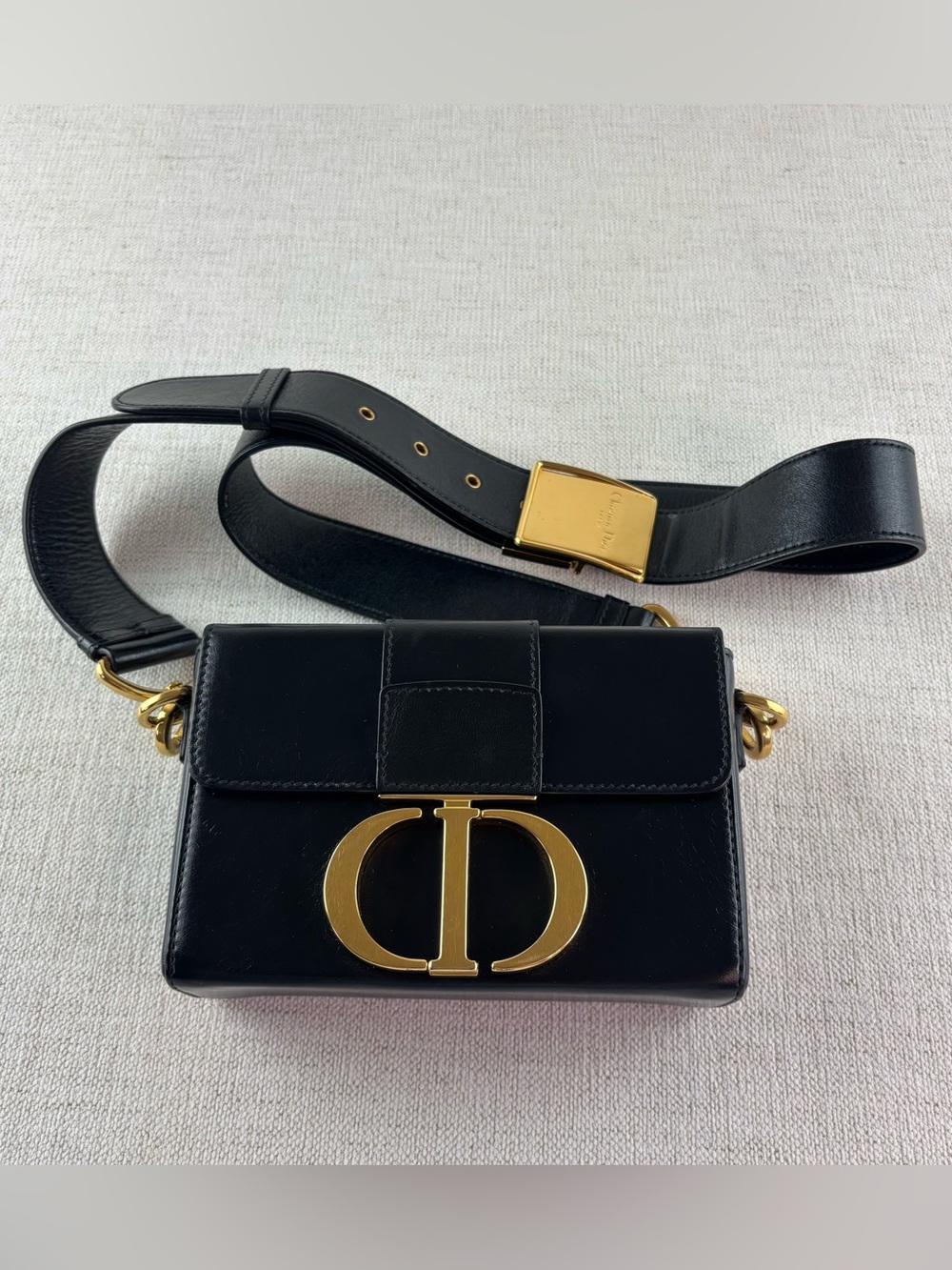 Christian Dior black leather 30 Montaigne bag crossbody gold hardware authentic